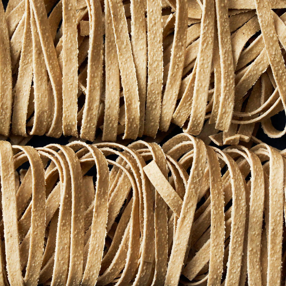 Tagliatelle com cogumelos porcini