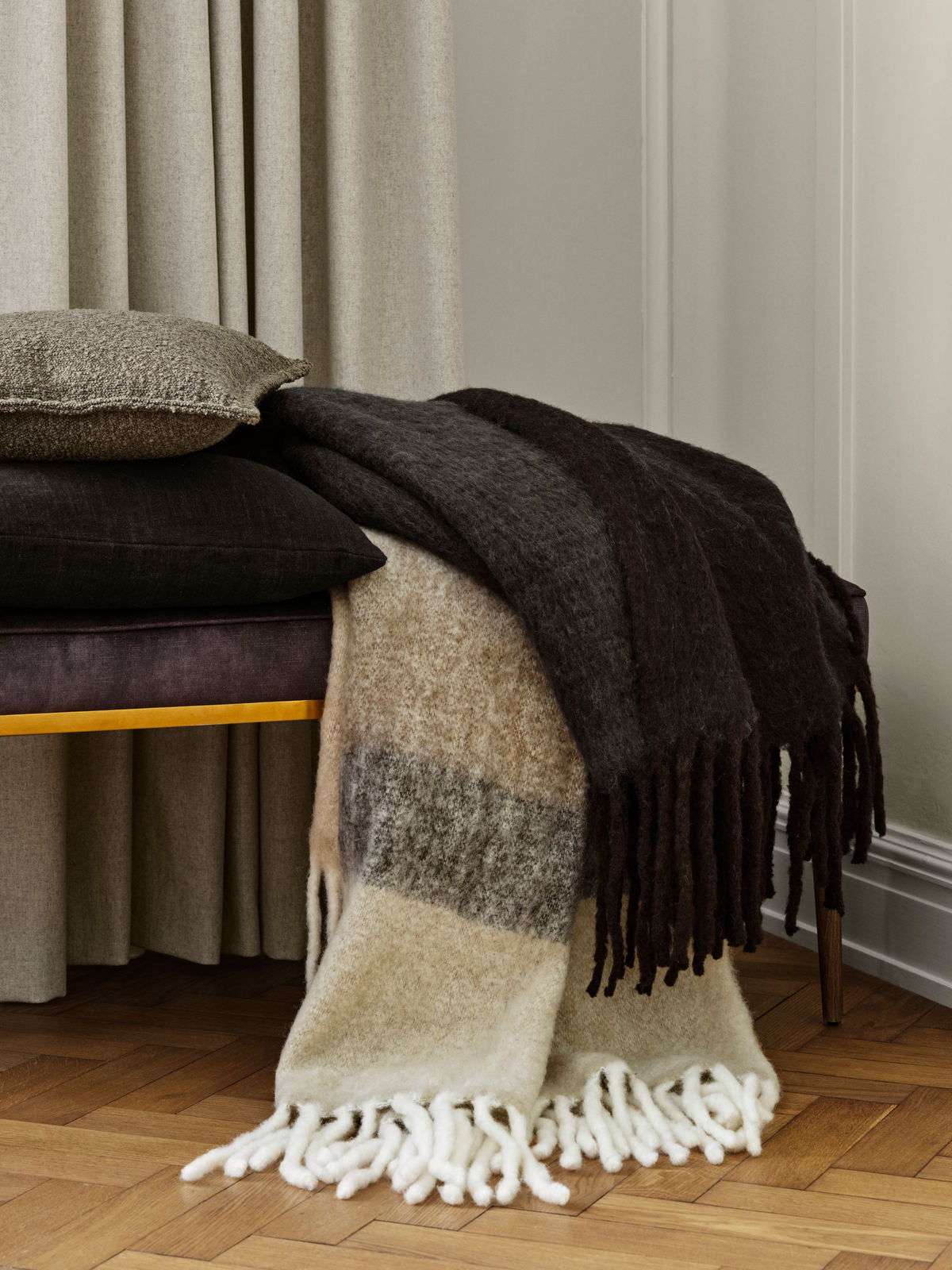 Living Cosy Living Mathea Throw - Grey/Black