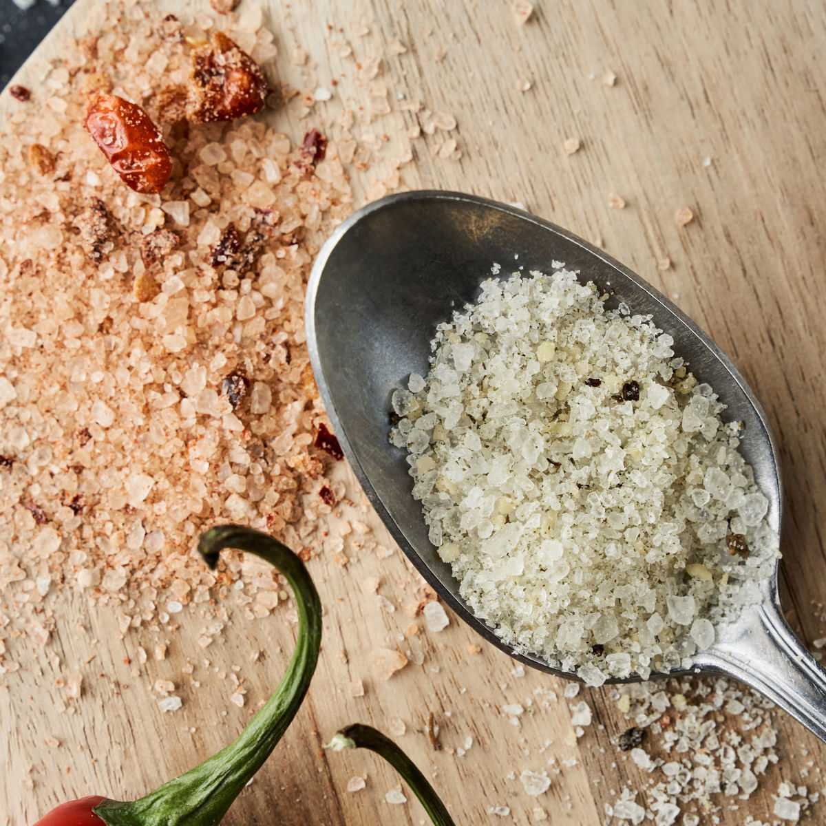 Caixa de presente de Nicolas Vahe, Nicolas Vahé Parmesan e Sal de Sal e Pimenta de Basil